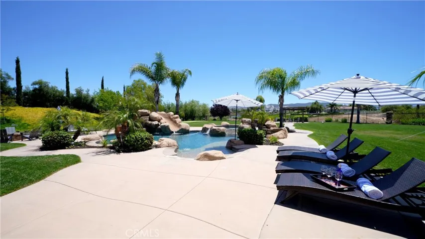39520 Colleen Way, Temecula, California 92592
