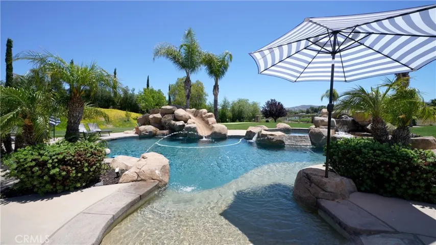 39520 Colleen Way, Temecula, California 92592