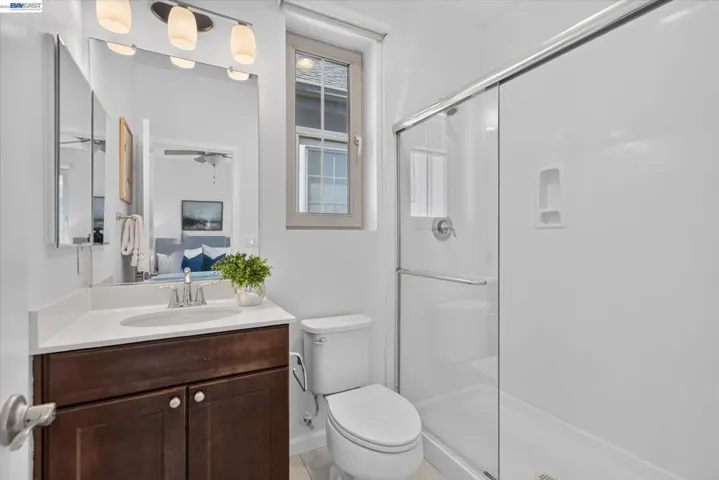 Junior Suite Bathroom