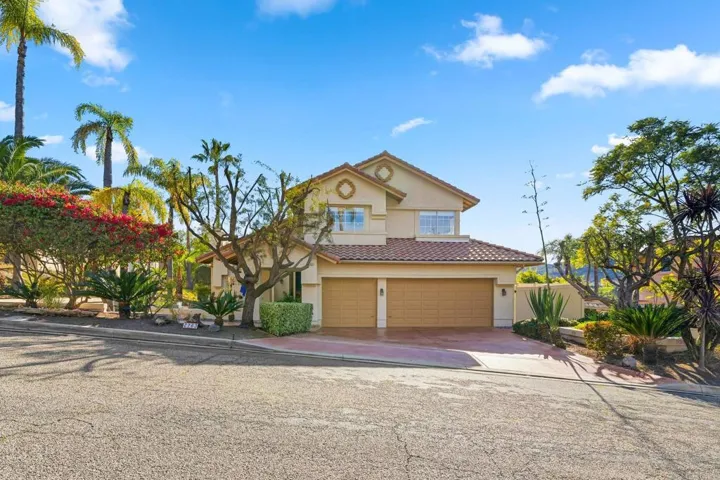 2763 Canyon Oak Place, Escondido, California 92029