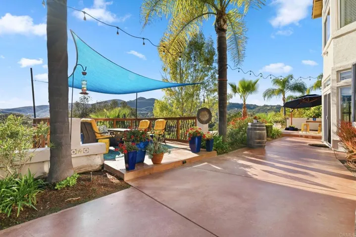 2763 Canyon Oak Place, Escondido, California 92029
