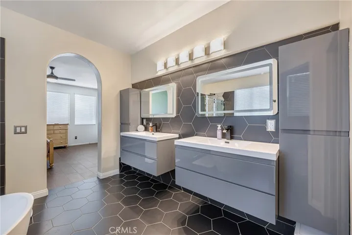 27100 Early Dawn, Menifee, California 92584