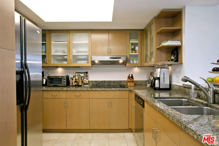 13700 Marina Pointe Drive 630, Marina Del Rey, California 90292