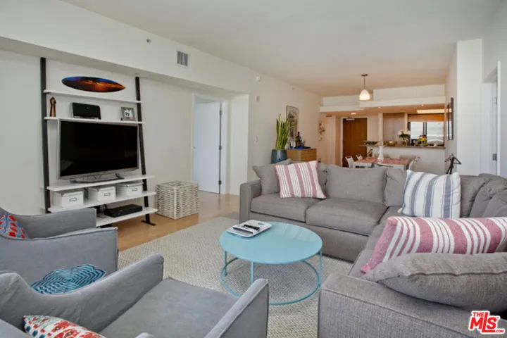 13700 Marina Pointe Drive 630, Marina Del Rey, California 90292