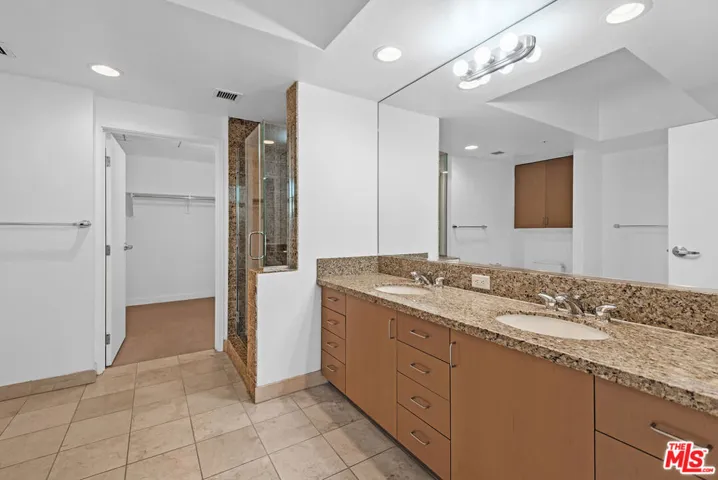 13700 Marina Pointe Drive 630, Marina Del Rey, California 90292