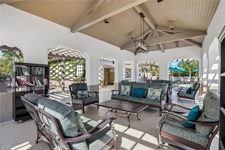 15 Via Hermosa, Rancho Santa Margarita, California 92688