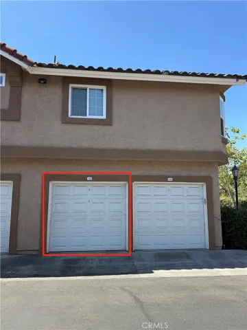 Private 1 Car Garage-15 VIA HERMOSA RSM