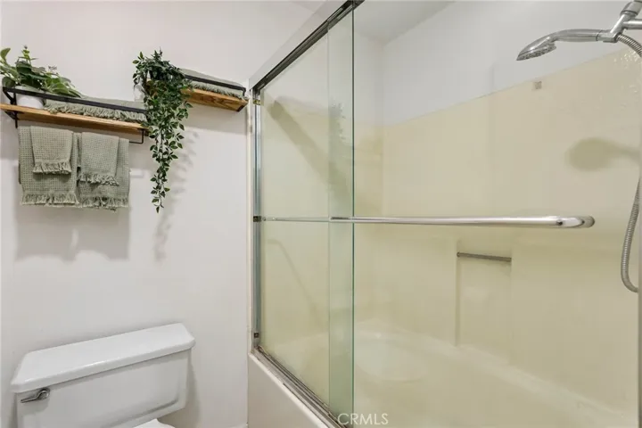 Primary Bathroom -15 VIA HERMOSA RSM