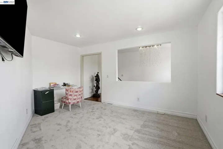 24025 2nd St, Hayward, California 94541