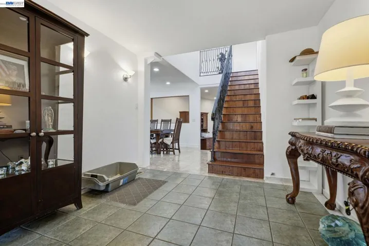 24025 2nd St, Hayward, California 94541