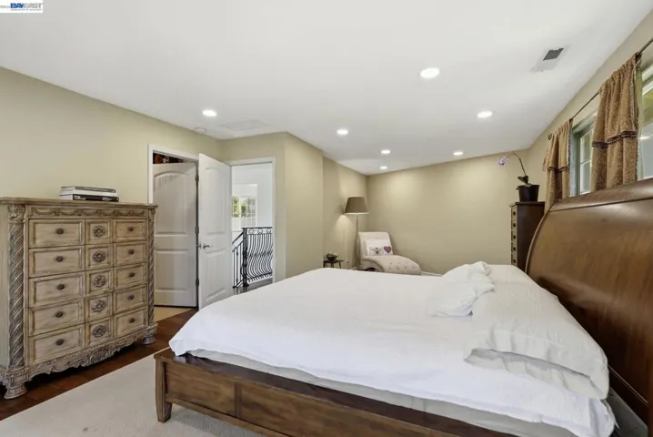 24025 2nd St, Hayward, California 94541
