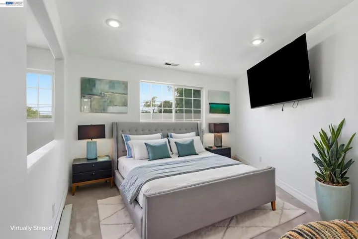24025 2nd St, Hayward, California 94541