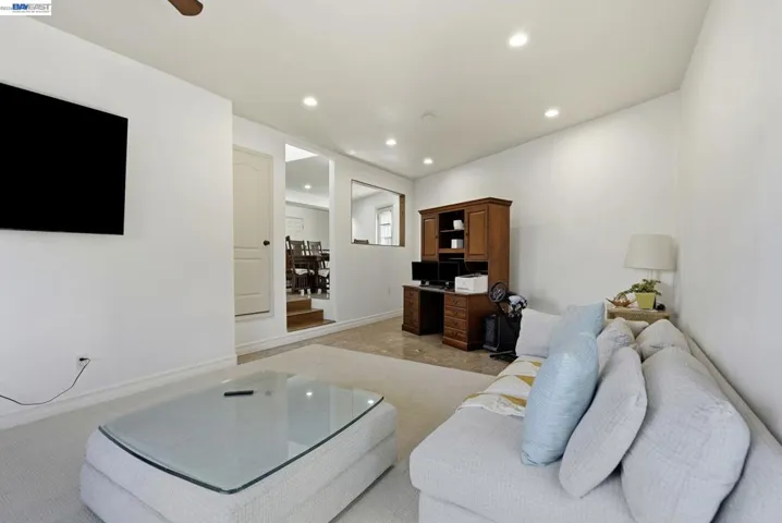 24025 2nd St, Hayward, California 94541