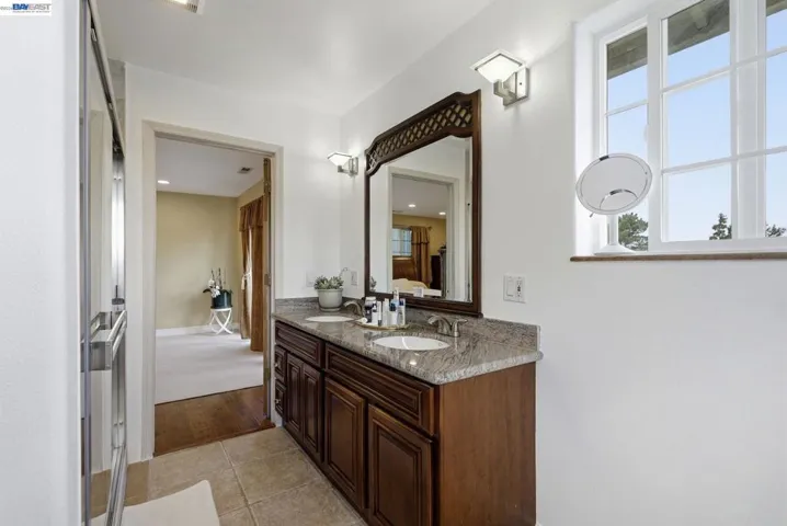 24025 2nd St, Hayward, California 94541