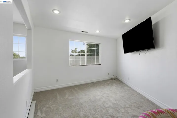 24025 2nd St, Hayward, California 94541