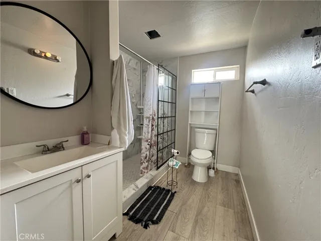 412 Beech, Bakersfield, California 93304
