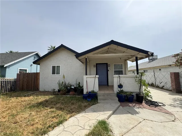 412 Beech, Bakersfield, California 93304