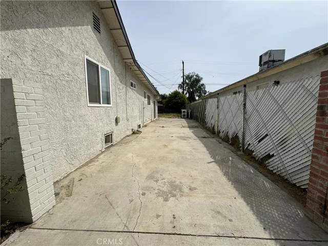 412 Beech, Bakersfield, California 93304