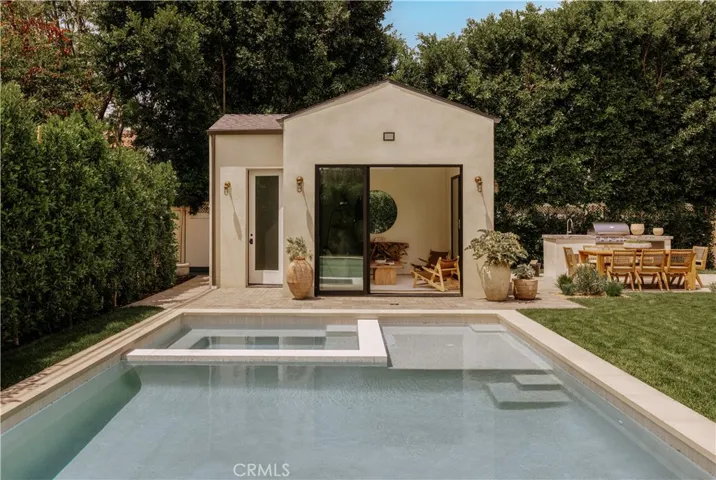 4521 Mary Ellen Avenue, Sherman Oaks, California 91423