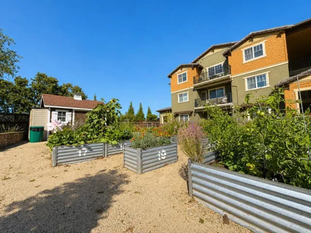 1408 Mauro Pietro Drive 7-202, Petaluma, California 94954