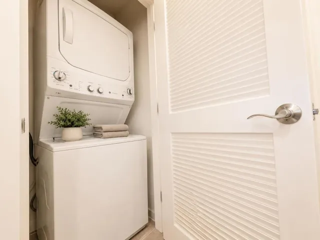 1408 Mauro Pietro Drive 7-202, Petaluma, California 94954