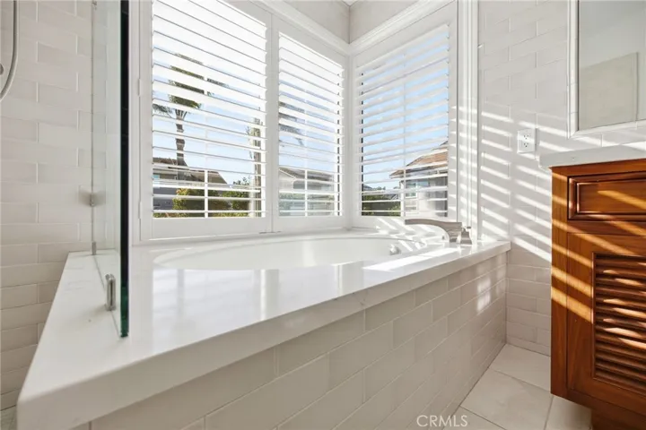 733 Avenida Azor, San Clemente, California 92673