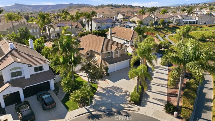 733 Avenida Azor, San Clemente, California 92673