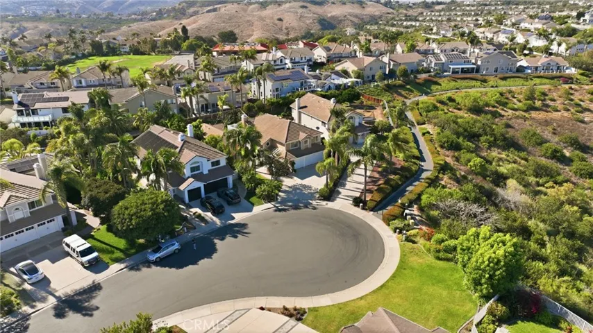 733 Avenida Azor, San Clemente, California 92673