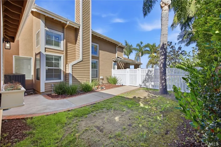 733 Avenida Azor, San Clemente, California 92673
