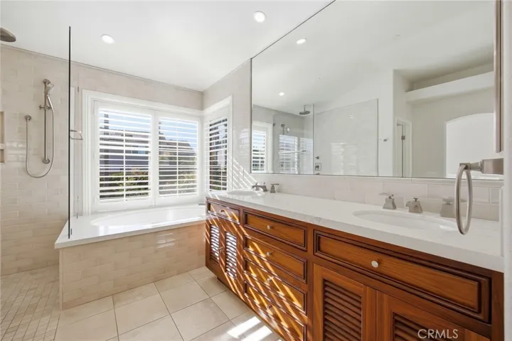 733 Avenida Azor, San Clemente, California 92673