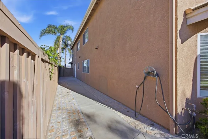 733 Avenida Azor, San Clemente, California 92673