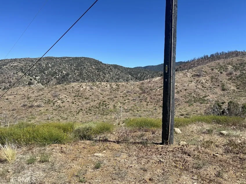 0 200, Llano, California 93544 — photo 5