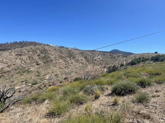 0 200, Llano, California 93544