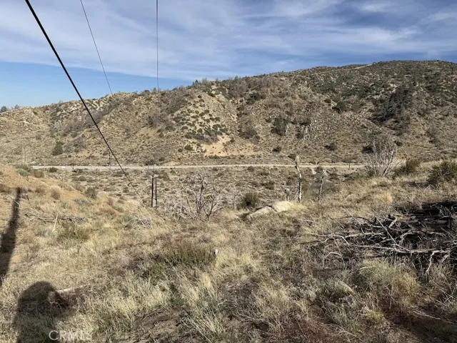 0 200, Llano, California 93544