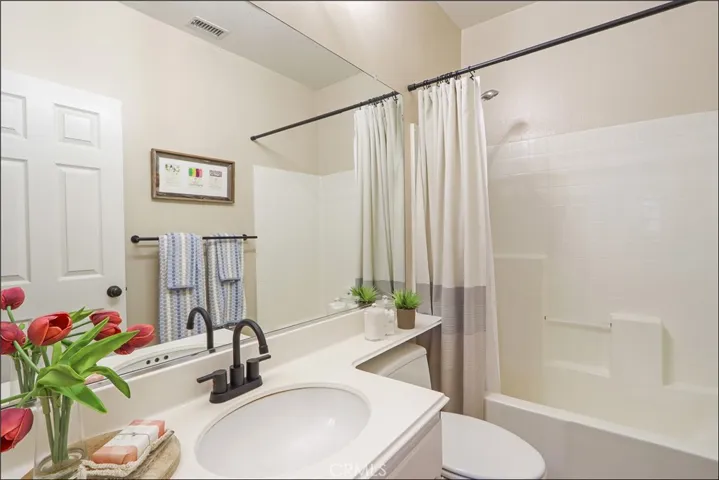 99 Vellisimo, Aliso Viejo, California 92656