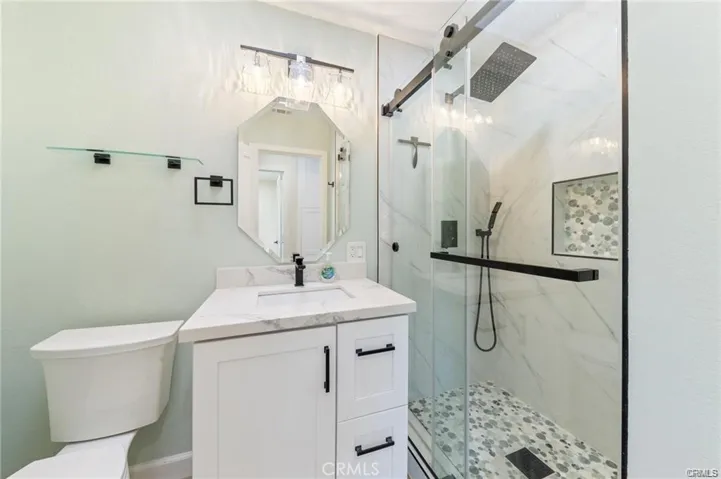13640 La Jolla, La Mirada, California 90638