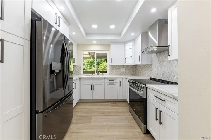 13640 La Jolla, La Mirada, California 90638