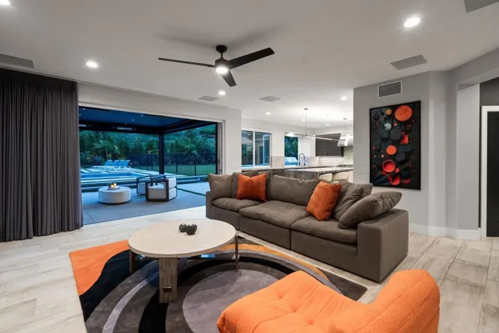 28492 Camino La Ronda, San Juan Capistrano, California 92675