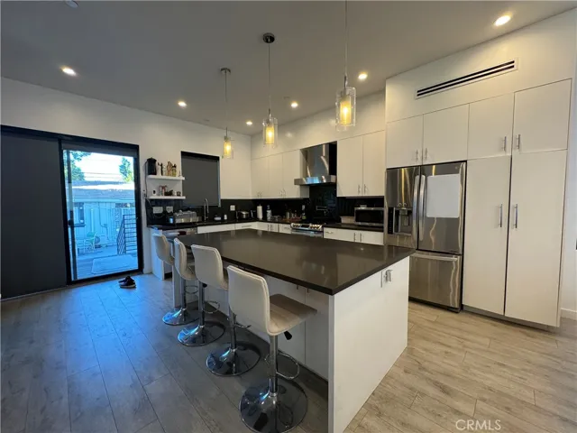 143 N Ardmore Avenue, Los Angeles, California 90004