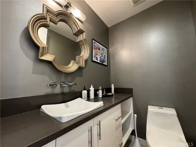 143 N Ardmore Avenue, Los Angeles, California 90004