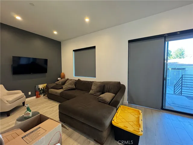 143 N Ardmore Avenue, Los Angeles, California 90004