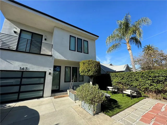 143 N Ardmore Avenue, Los Angeles, California 90004