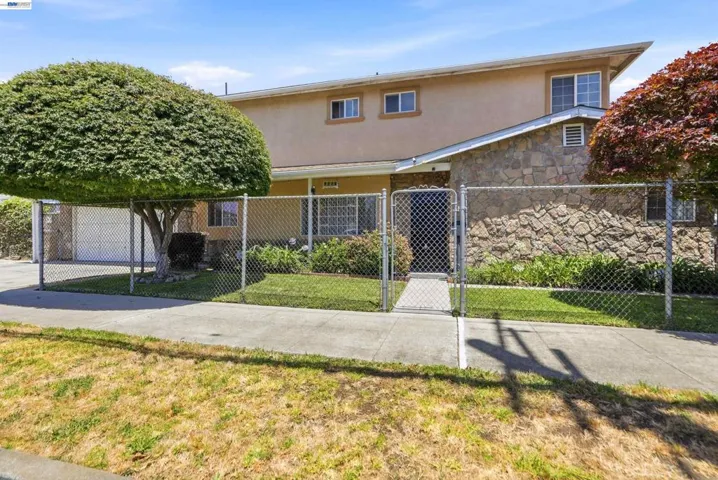 9034 Birch St, Oakland, California 94603