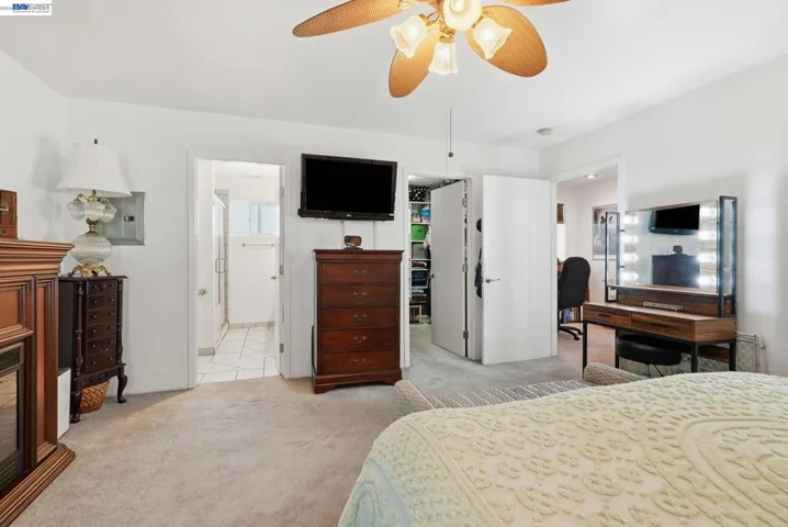 9034 Birch St, Oakland, California 94603