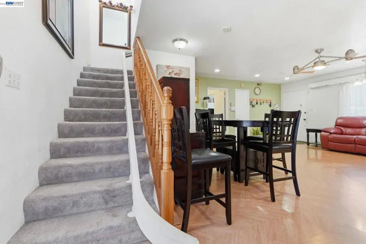 9034 Birch St, Oakland, California 94603
