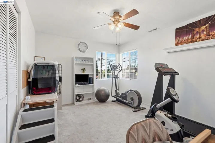 9034 Birch St, Oakland, California 94603