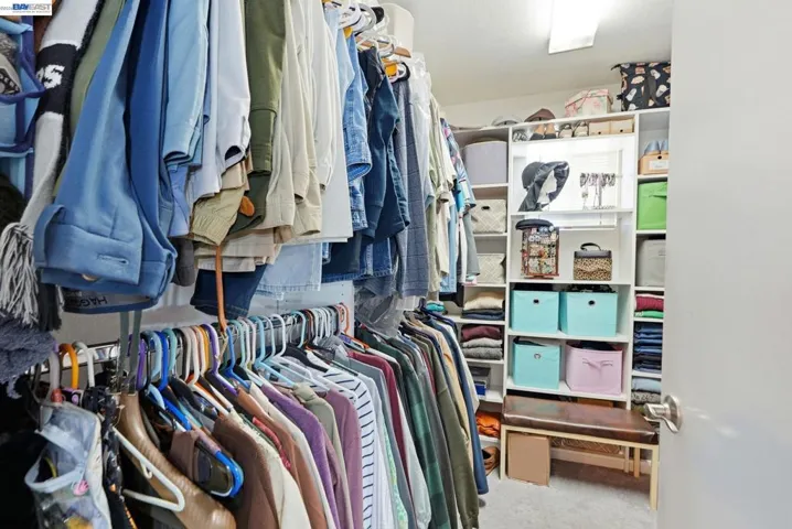 9034 Birch St, Oakland, California 94603