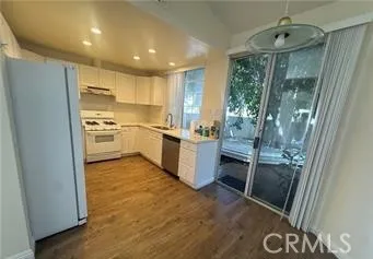 1 Almador, Irvine, California 92614