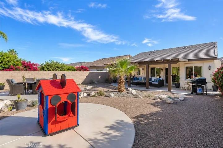 748 Mira Grande, Palm Springs, California 92262