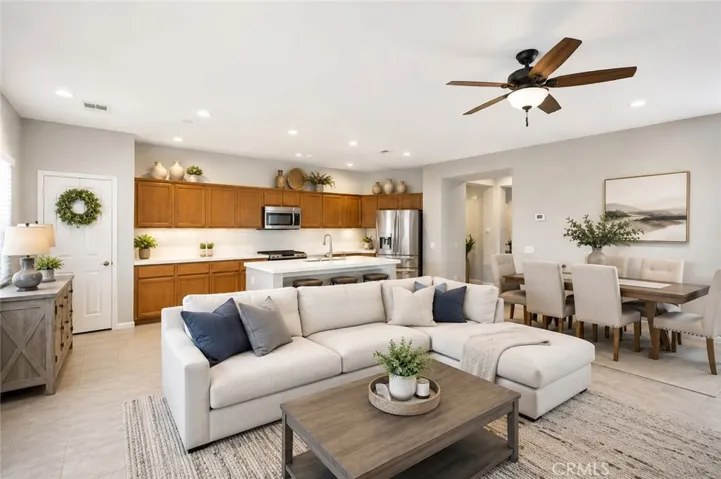 748 Mira Grande, Palm Springs, California 92262